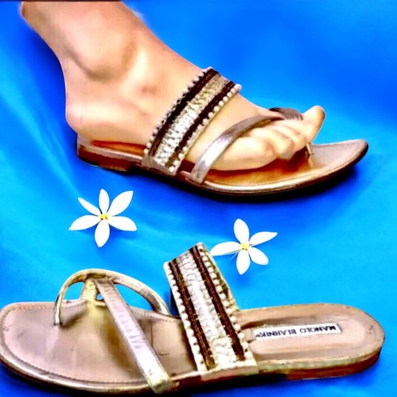 Manolo Blahnik THONG Gold Sandal Beads Rhinestones - Picture 1 of 12